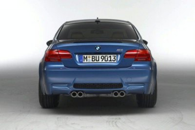 BMW разработала новейший фунтик опций для M3 - фото 1