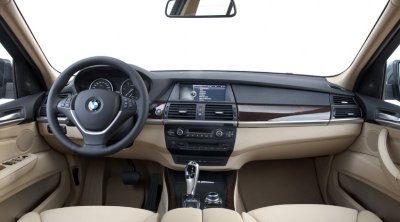 Обновленный BMW X5 приобрел турбованный движок - фото 3