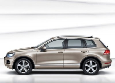 Компания VW представила новейший джип Touareg - фото 3