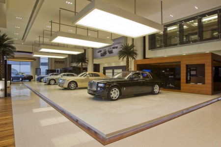 Rolls-Royce обнаружил в Абу-Даби наибольший салон-магазин