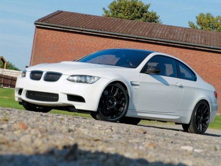 Manhart Racing публикует фото собственной версии BMW M3